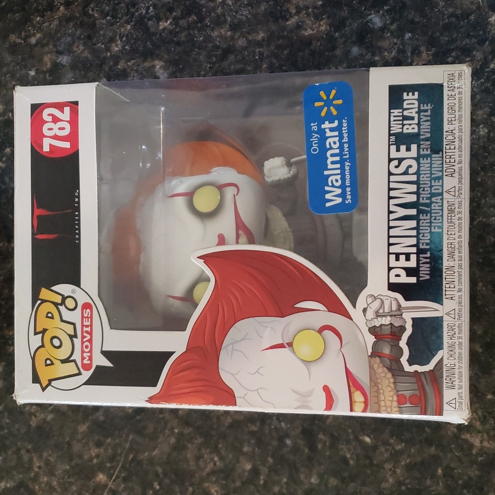 Pennywise with Blade Vinyl Figure
